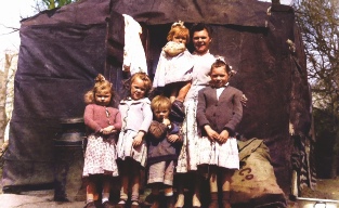 Nevi Wesh Exhibition